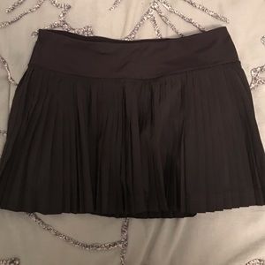 lulu lemon skort size 4